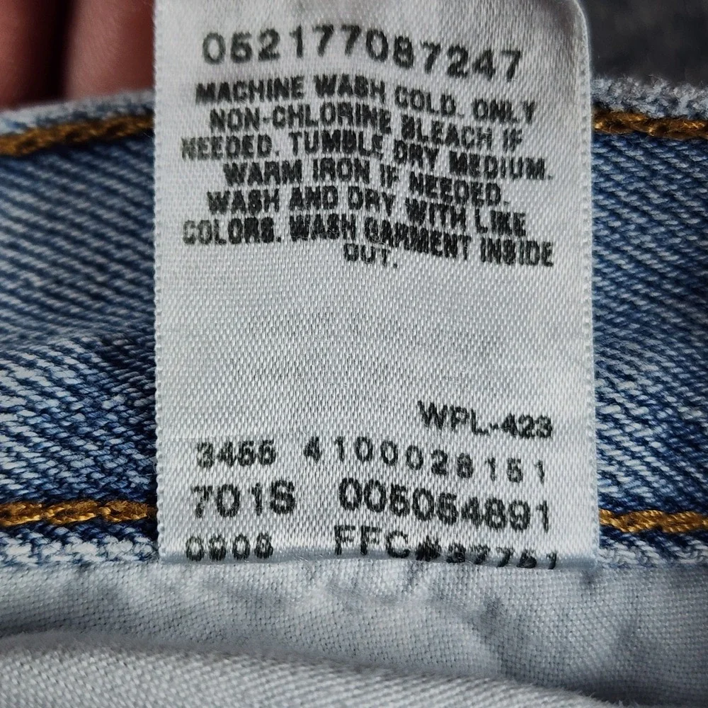Levi's 505 Regular Fit Jeans Mens 31x32 Fit 30x29.5 Light Wash Straight Leg Y2K